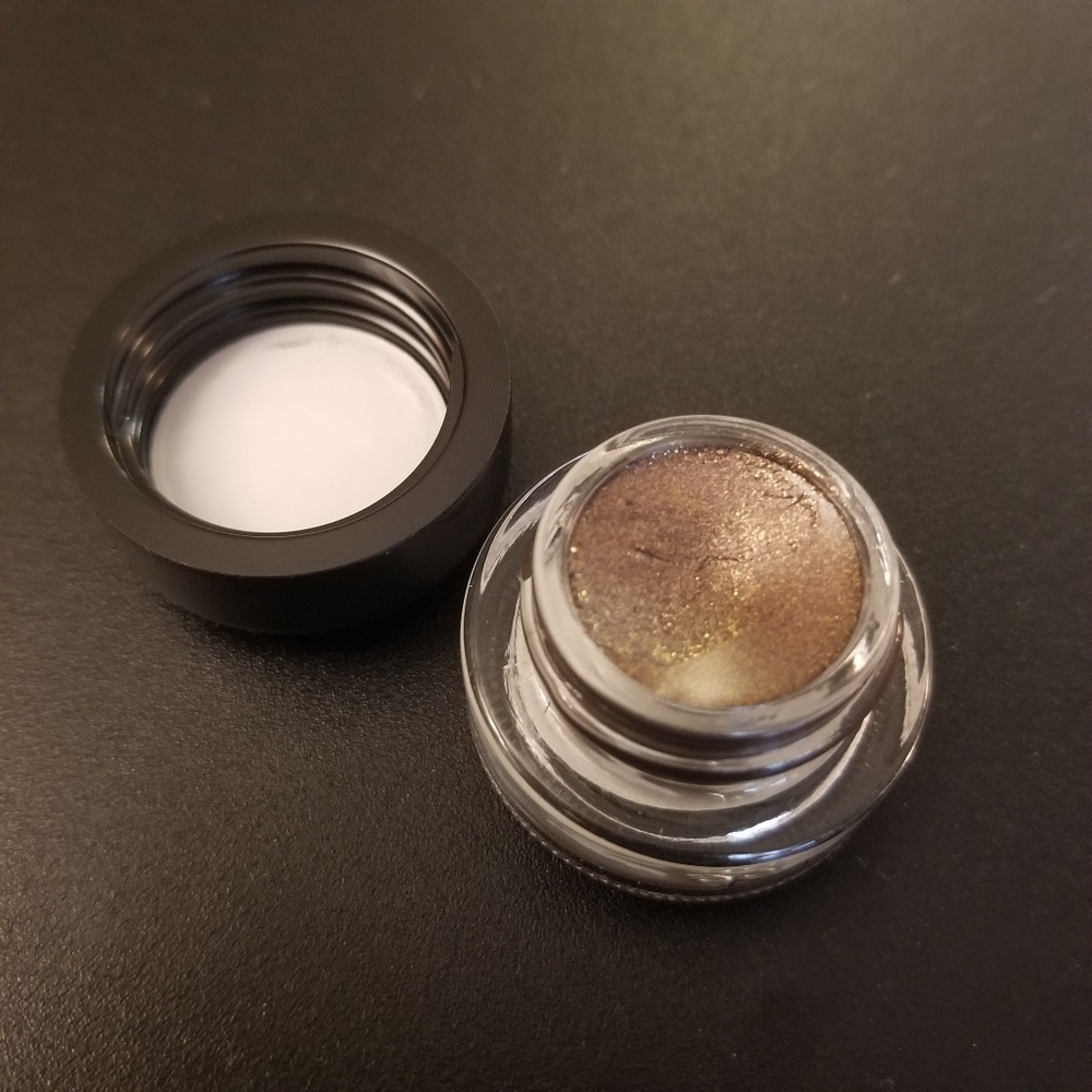 Mac Fluidline deliciously rich